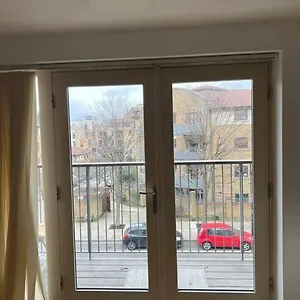 New Build 2 Bedroom With 2 Bath, Apartment London