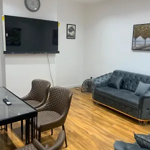 2 Bedroom Apartment Barking (Greater London)